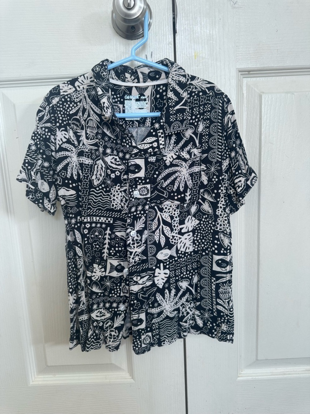 Cat & Jack Black and Cream Tropical Button-Up Shirt